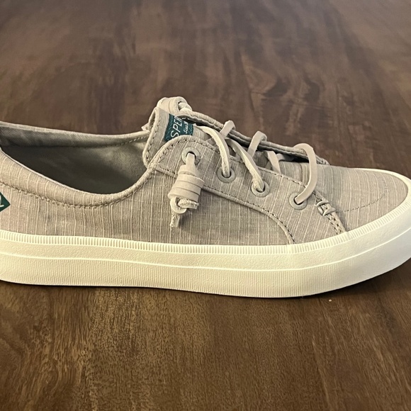 Grey Sperry Canvas Sneaker - Size 5 - Picture 4 of 5